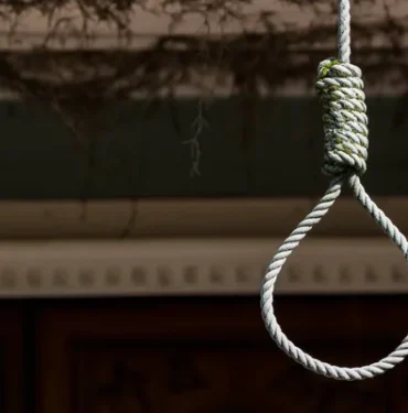 depositphotos_404262970-stock-photo-rope-loop-gallows-dark-background.webp.webp