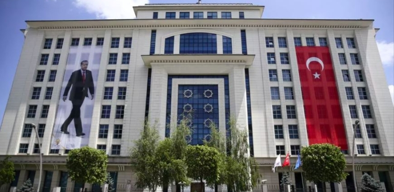 AKP-1.jpg