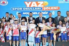 BAKAN-BAK-KAGITHANE-YAZ-SPOR-OKULLARI-S_1437000_427247.jpg