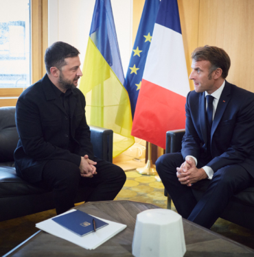 ZELENSKIY-ILE-MACRON-BRUKSELDE-GORUSTU_978313_290516-scaled.jpg