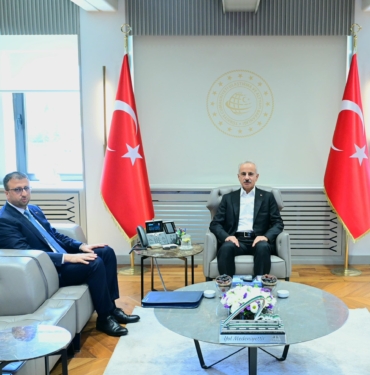 BAKAN-URALOGLU-ASELSAN-GENEL-MUDURU-AKY_1471991_437971.jpg