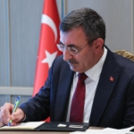 CEVDET-YILMAZ-KARADENIZDE-GUVENLI-SEYR_1472152_438035.jpg