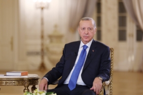 CUMHURBASKANI-ERDOGAN-TURKIYE-KENDI-HED_1457791_433762.jpg