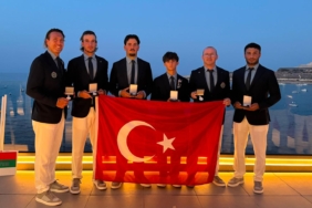 MALTADA-GOLF-MILLI-TAKIMINDAN-KADINLAR_1440087_428216.jpg