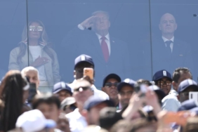 TRUMP-INFANTINONUN-GOREVDEN-ALINMASI-K_1452472_432089.jpg